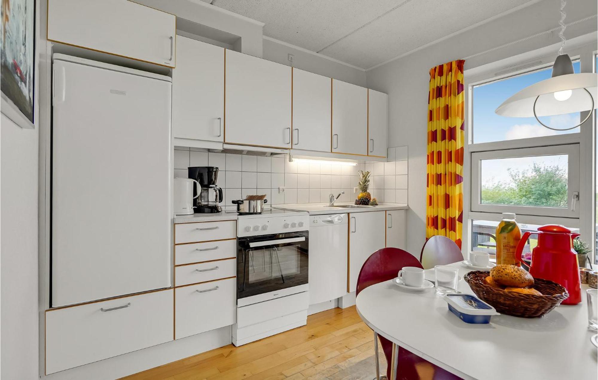 2 Bedroom Stunning Home In Højer Esterno foto