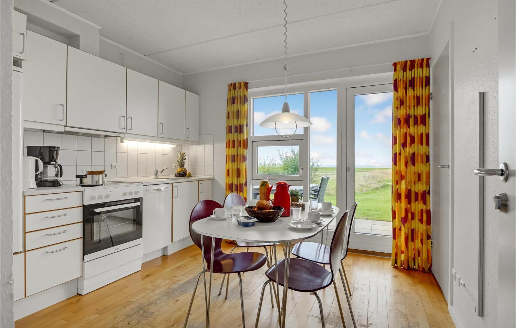 2 Bedroom Stunning Home In Højer Esterno foto
